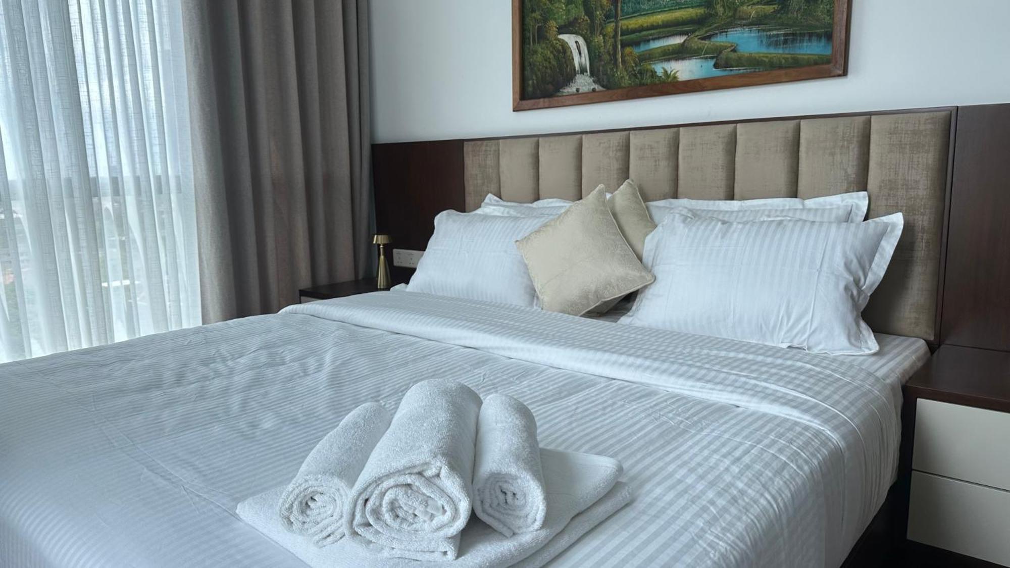Cosy Home In Heart Of Colombo At Capitol Twinpeaks. Bagian luar foto