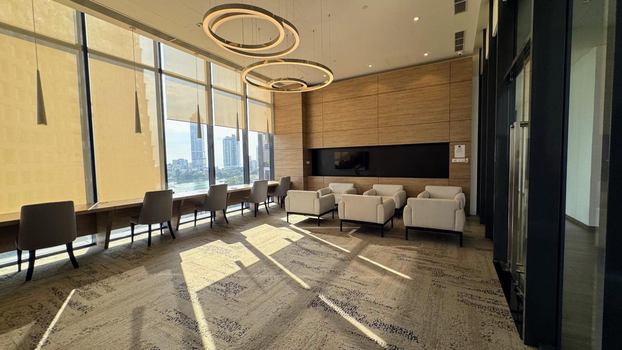 Cosy Home In Heart Of Colombo At Capitol Twinpeaks. Bagian luar foto